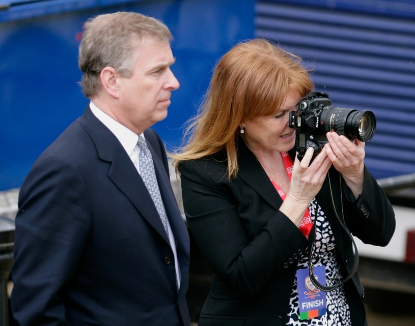 Sarah Ferguson nawet na oficjalnych wyjściach wcielała się w rolę rodzinnego fotografa /Indigo/Getty Images /Getty Images