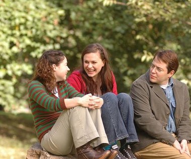 Sarah Steele, Anna Paquin i Matthew Broderick w scenie z filmu "Margaret"