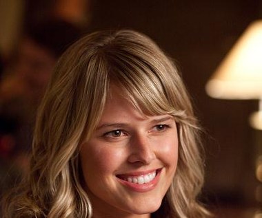 Sarah Wright w scenie z filmu "nieletni / pełnoletni"