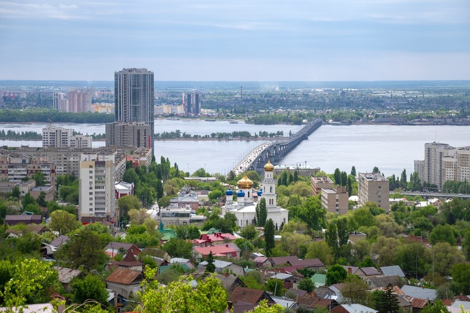 Saratów jest ważnym miastem przemysłowym i ośrodkiem militarnym Rosji /Shutterstock
