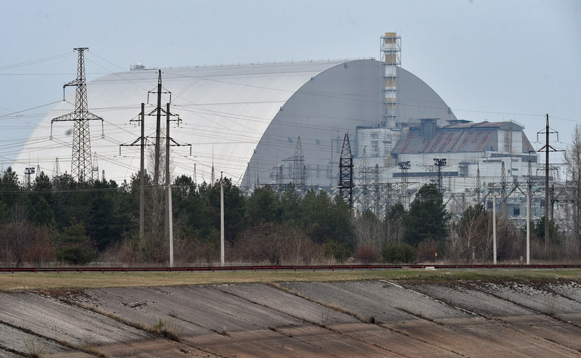 Sarkofag elektrowni jądrowej w Czarnobylu /SERGEI SUPINSKY /AFP