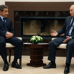 Sarkozy w ogniu krytyki po spotkaniu z Putinem. "Zachował się jak pies w kręgielni"