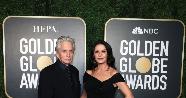 Sąsiadami Lewandowskich są także Michael Douglad i Catherine Zeta-Jones /Cindy Ord /Getty Images