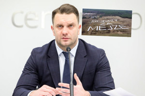 Sąsiedzi przepraszają za Łukasza Mejzę. Nietypowy napis
