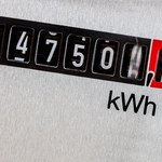 Sasin: Rekompensaty 100 proc. podwyżek cen prądu dla osób w I progu podatkowym