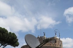 Satelitarne studio RMF FM nadaje z Watykanu!
