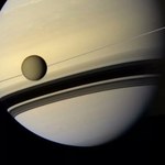 Saturn prawdziwym władcą księżyców. Odkryto dziesiątki nowych obiektów