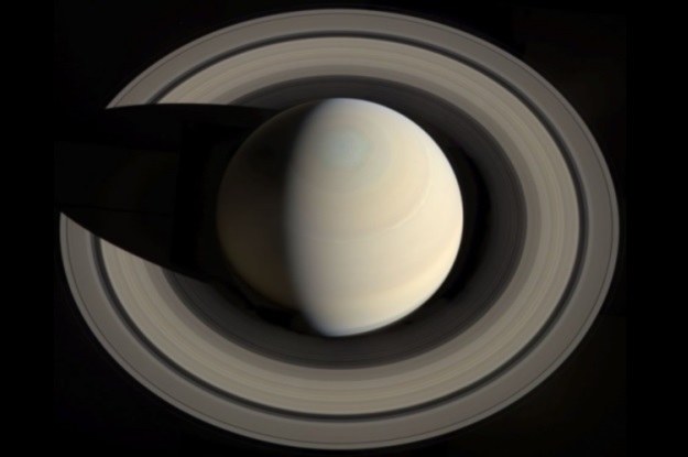 Saturn sfotografowany przez sondę Cassini /NASA