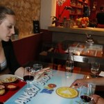 Savoir-vivre: Jak wyrazić niezadowolenie w restauracji