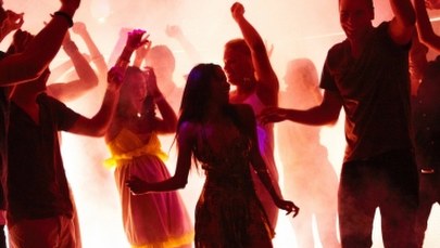 Savoir-vivre: Prywatki, domówki, parapetówki itd.