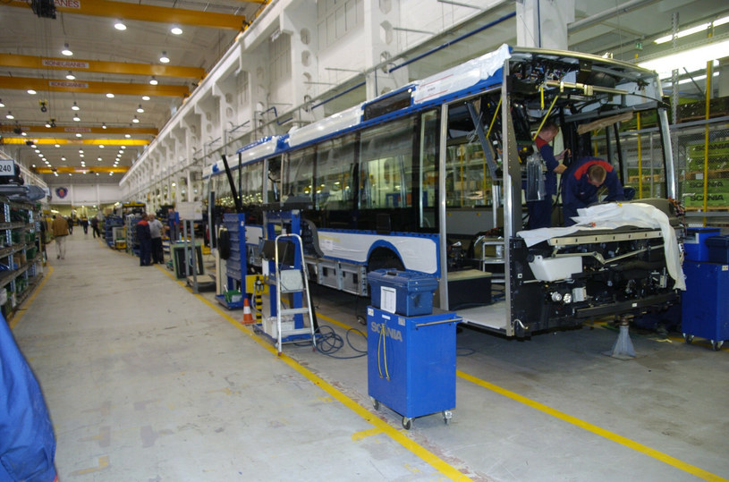 Scania zamierza zamknąć swoją fabrykę nadwozi autobusowych w Słupsku /Hubert Bierndgarski /Reporter