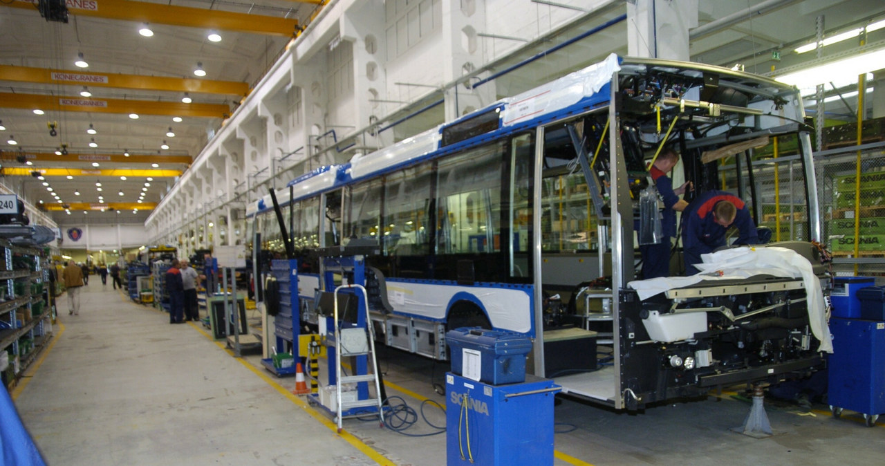 Scania zamierza zamknąć swoją fabrykę nadwozi autobusowych w Słupsku /Hubert Bierndgarski /Reporter