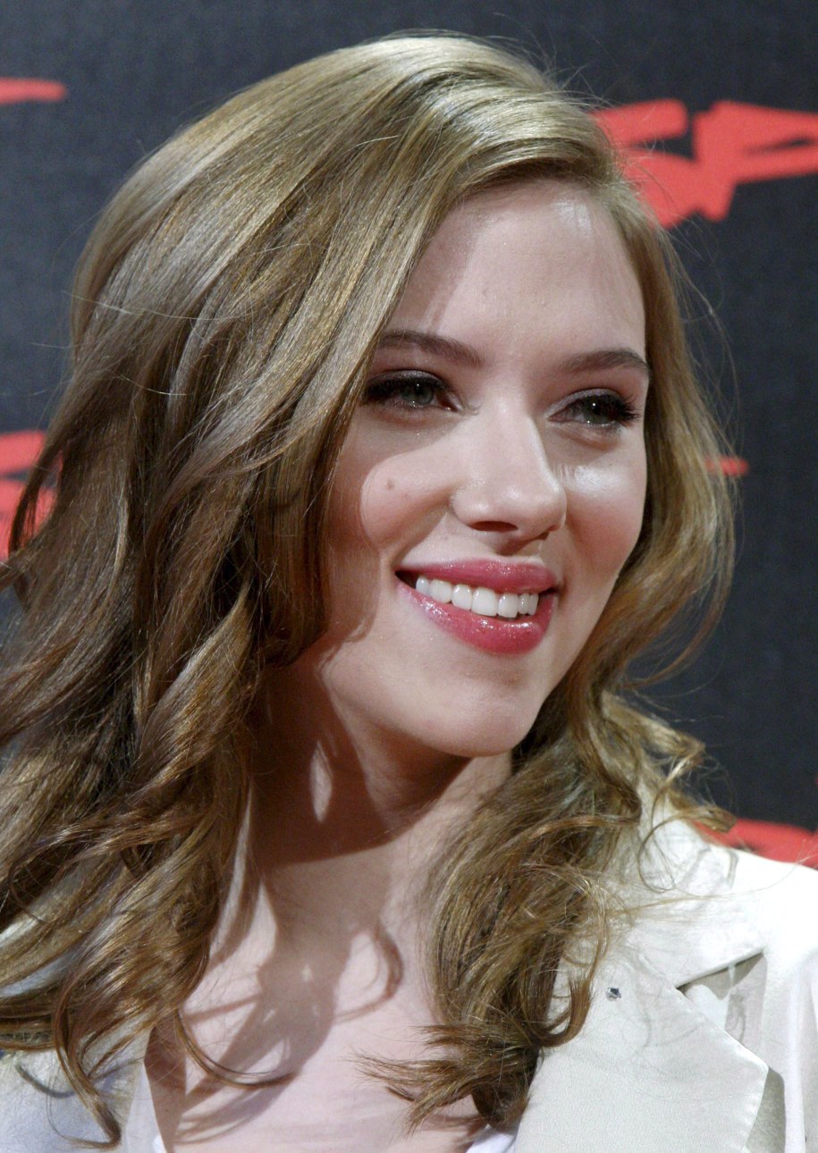Scarlett Johanson /MANUEL H. DE LEON /PAP/EPA