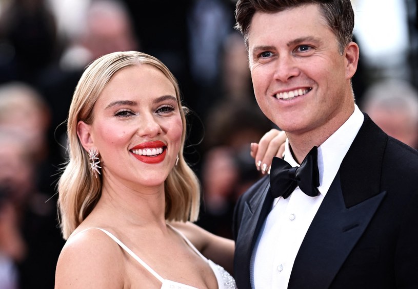 Scarlett Johansson i Colin Jost /LOIC VENANCE /AFP