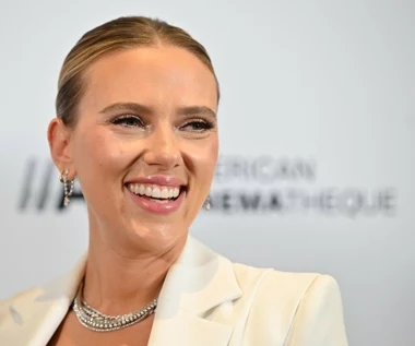 Scarlett Johansson wystąpiła w kultowej świątecznej komedii. Miała wtedy 11 lat