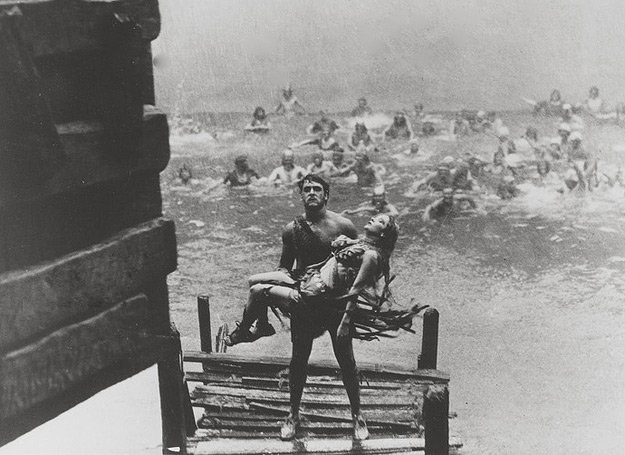 Scena z filmy "Arka Noego" w reżyserii Michael Curtiz, rok 1929 /East News