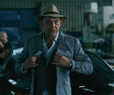 Scenariusz, oparty na prawdziwych wydarzeniach, powstawał przez kilka lat, a jego autor i reżyser zarazem poznawał środowisko tzw. ultrasów poprzez rozmowy z dziennikarzami, gangsterami i funkcjonariuszami policji.