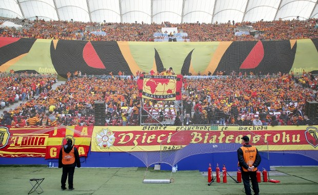 Sceny po meczu Jagielloni. Odpowie za napaść na fana z Belgii, tak się tłumaczy