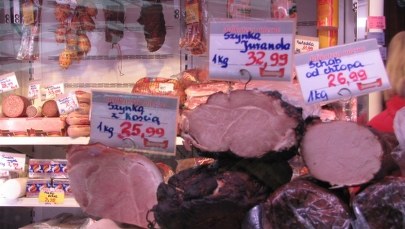 Schab z kurzego mięsa? Na świątecznych zakupach czytaj etykiety