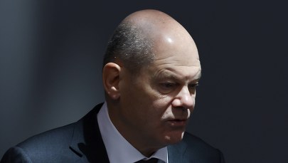 Scholz regularnie rozmawia z Putinem. "Jest uprzejmą osobą"