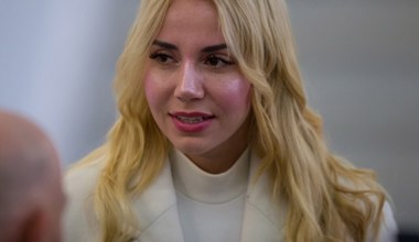 Schreiber wspomniała o zaręczynach. Fani bezlitośni: "Może najpierw rozwód"