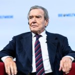 Schroeder nie stawił się przed komisją śledczą. Powód? "Wypalenie zawodowe"