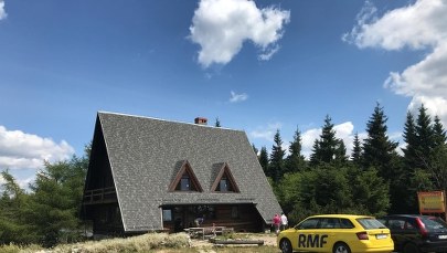 Schronisko PTTK na Przełęczy Okraj. „Widoki zapierają dech w piersiach”