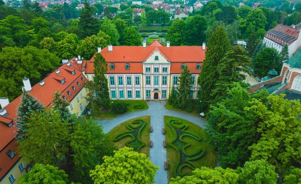 Ścieżki w Parku Oliwskim zostaną doświetlone