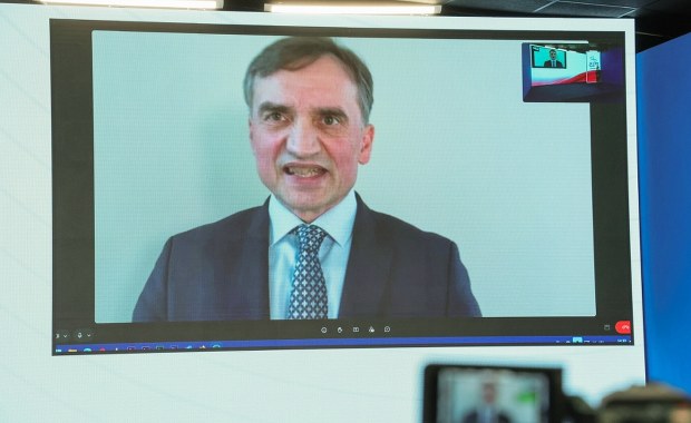 Ściganie Zbigniewa Ziobry nieskuteczne od miesiąca