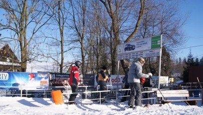 Ścisnął mróz, armaty poszły w ruch. Białe szaleństwo coraz bliżej! [KAMERY]