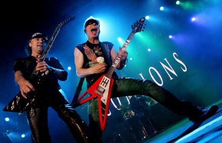 Scorpions na scenie /arch. AFP