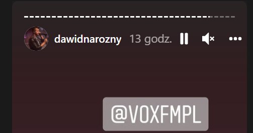 Screen z programu, gdzie podpalono maskę z podobizną Dawida Narożnego/ zdjęcie pochodzi z https://www.instagram.com/dawidnarozny/?hl=pl /Instagram /Instagram