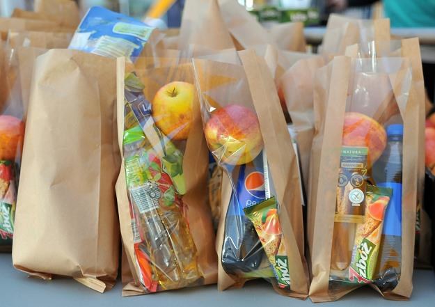 ŚDM 2016: Przykładowe pakiety żywnościowe dla pielgrzymów. Fot. Marek Lasyk /Reporter