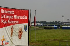 ŚDM: Ostatnie przygotowania Campusu Misericordiae w Brzegach przed wizytą papieża