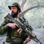 "SEAL Team": Siły specjalne od kulis - rozmawiamy z A.J. Buckleyem