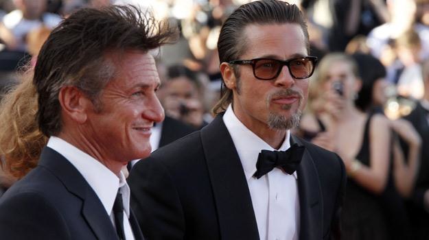 Sean Penn i Brad Pitt, bohaterowie filmu "Drzewo życia", są gośćmi festiwalu w Cannes /AFP