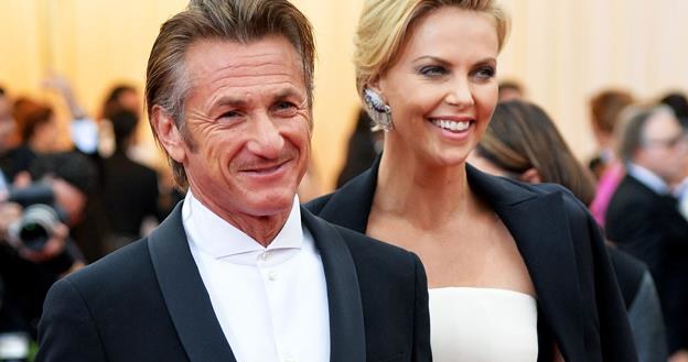 Sean Penn i Charlize Theron niebawem zostaną małżeństwem / fot. Mike Coppola /Getty Images