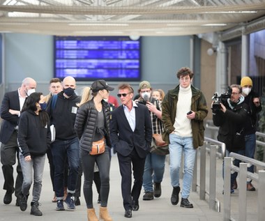 Sean Penn jest już w Krakowie! Odwiedził uchodźców z Ukrainy