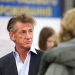 Sean Penn w Krakowie. Były mąż Madonny podpisze pod Wawelem porozumienie o pomocy dla uchodźców [ZDJĘCIA]