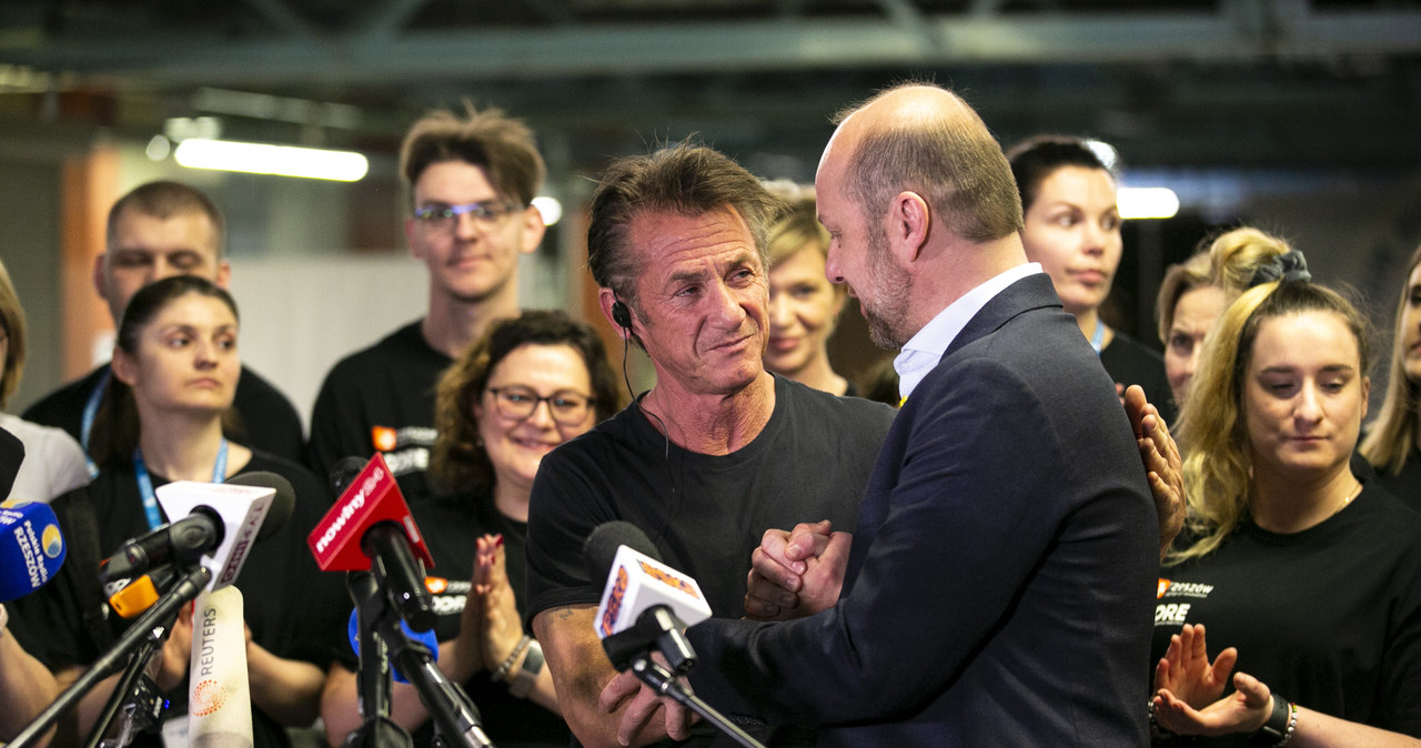 Sean Penn w Rzeszowie /Anadolu Agency / Contributor /Getty Images