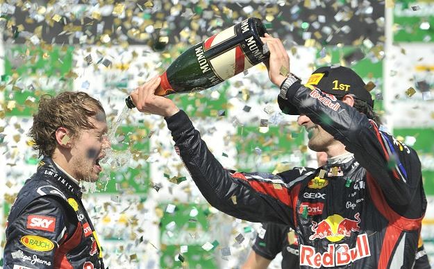 Sebastian Vettel (z lewej) i Mark Webber /AFP