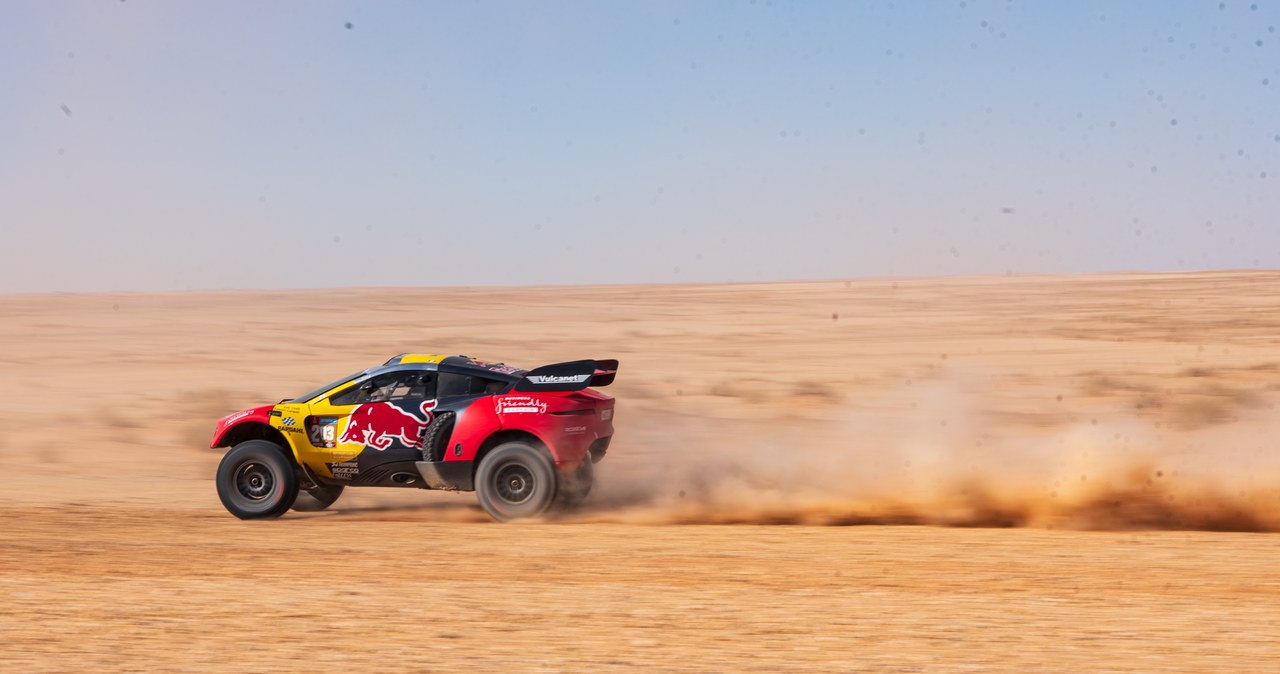 Sebastien Loeb jeszcze nigdy nie wygrał pustynnego klasyka. /Sebastian Kościółek /INTERIA.PL