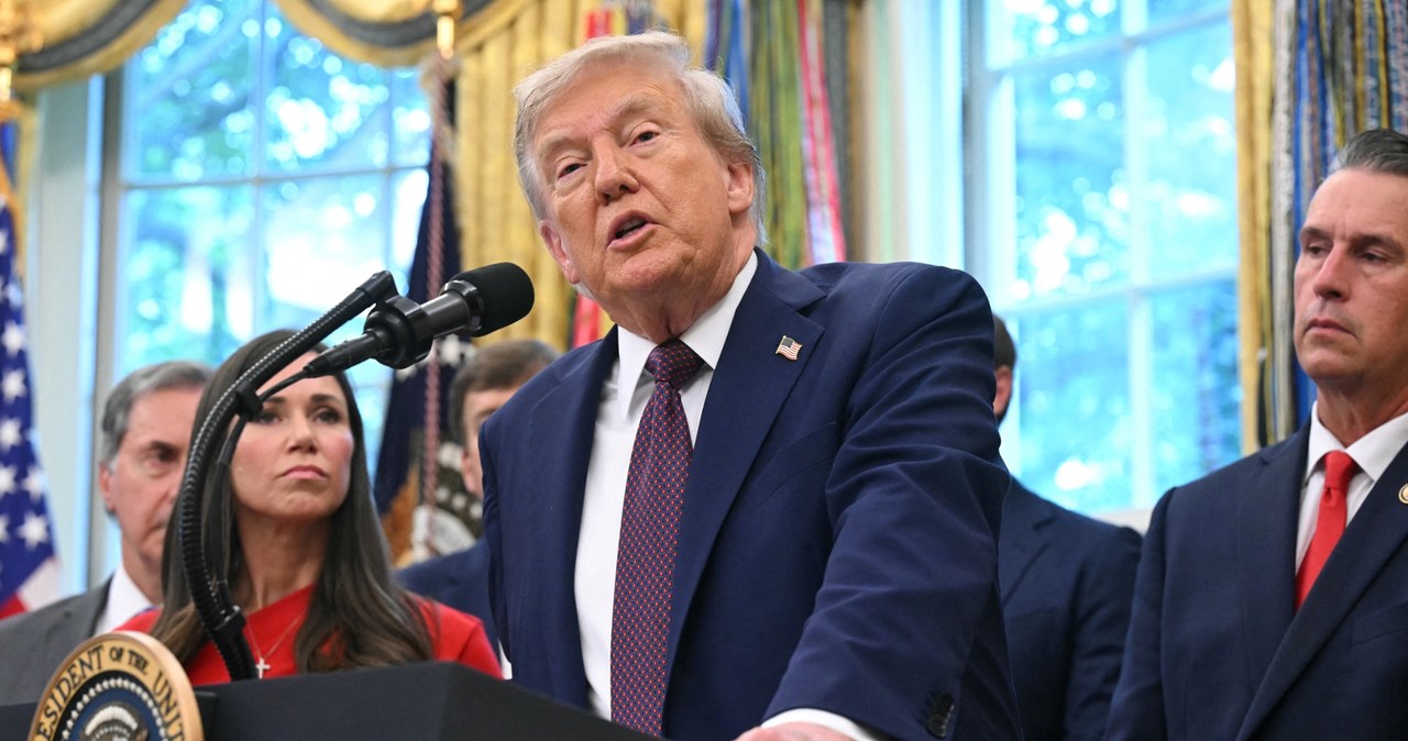 Sędzia uznała zamrożenie przez Trumpa funduszy dla Harvardu niezgodnym z prawem /SAUL LOEB / AFP /AFP