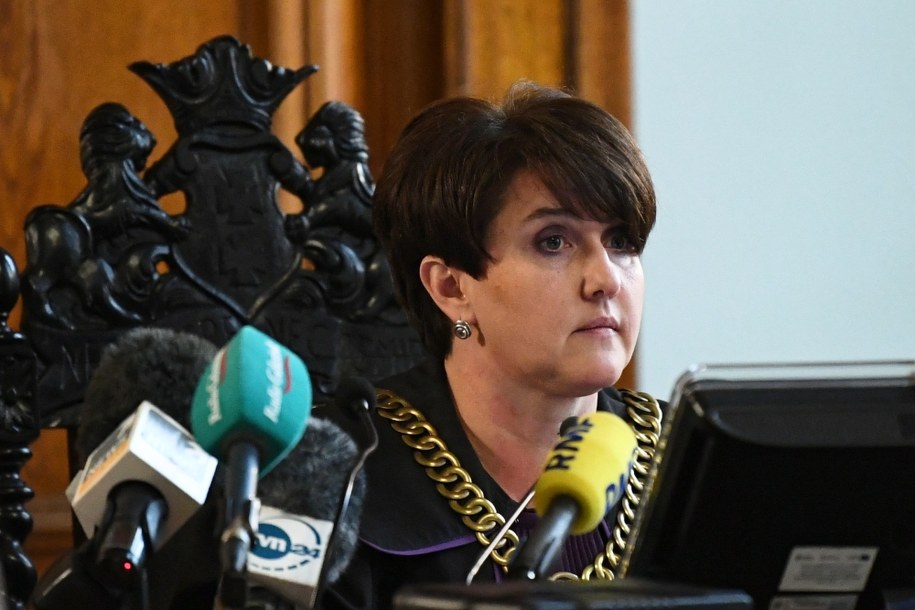 Sędzia Weronika Klawonn na sali rozpraw Sądu Okręgowego w Gdańsku / 	Adam Warżawa    /PAP