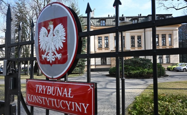 Sędziowie TK rzucają wcześniejsze zawody