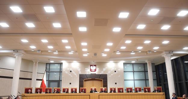 Sędziowie Trybunału Konstytucyjnego podczas ogłoszenia wyroku ws. konstytucyjności zmian w OFE /PAP