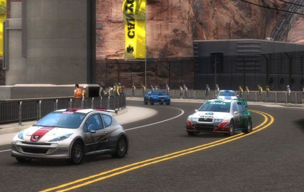 Sega Rally Online Arcade już 18 maja dostępna będzie dzięki usługom Xbox Live i PlayStation Network /Informacja prasowa