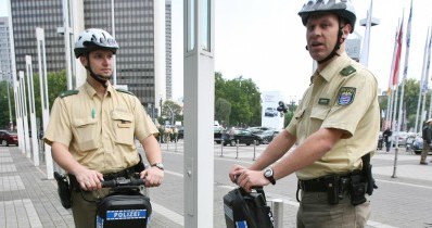 Segway nie jest raczej przeznaczony dla mieszkańców przedmieść /AFP