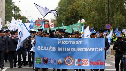Sejm obniżył zasiłki chorobowe mundurowych 
