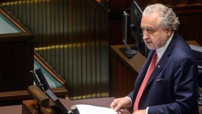 Sejm odesłał do komisji projekt ustawy o TK. Rzepliński przestrzega posłów przed jej przyjęciem
